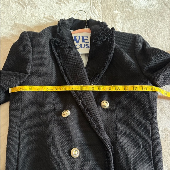 Zara Black Tweed Jacket with gold buttons and shoulder pads - Picture 5 of 7